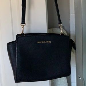 Michael Kors Saffiano Bag